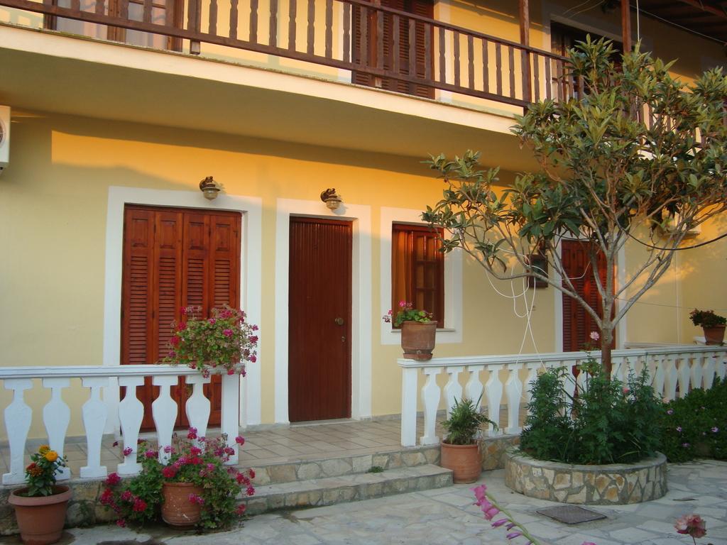 Apartment Victoria آغيوس غيوريوس الغرفة الصورة